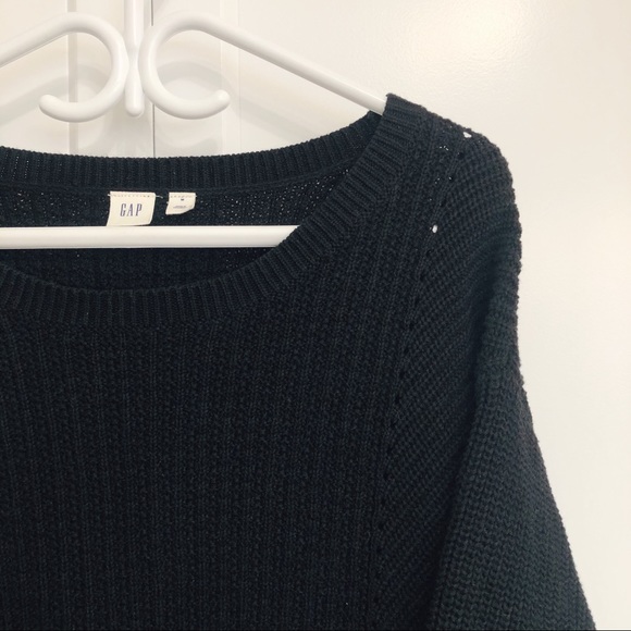 GAP Cable-Knit Sweater - Picture 3 of 4